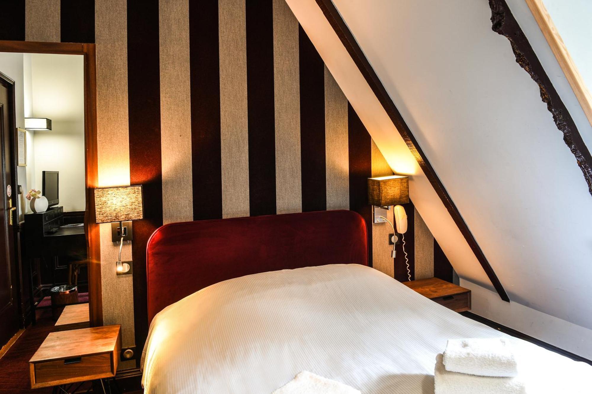 Hotel K'Loys Paimpol Exteriör bild