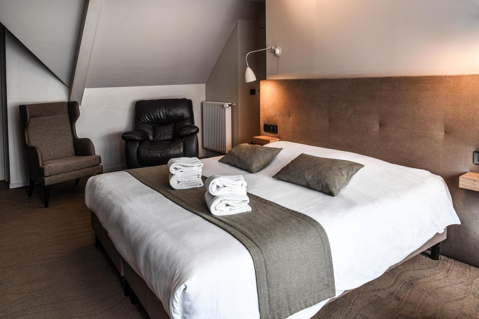 Hotel K'Loys Paimpol Exteriör bild
